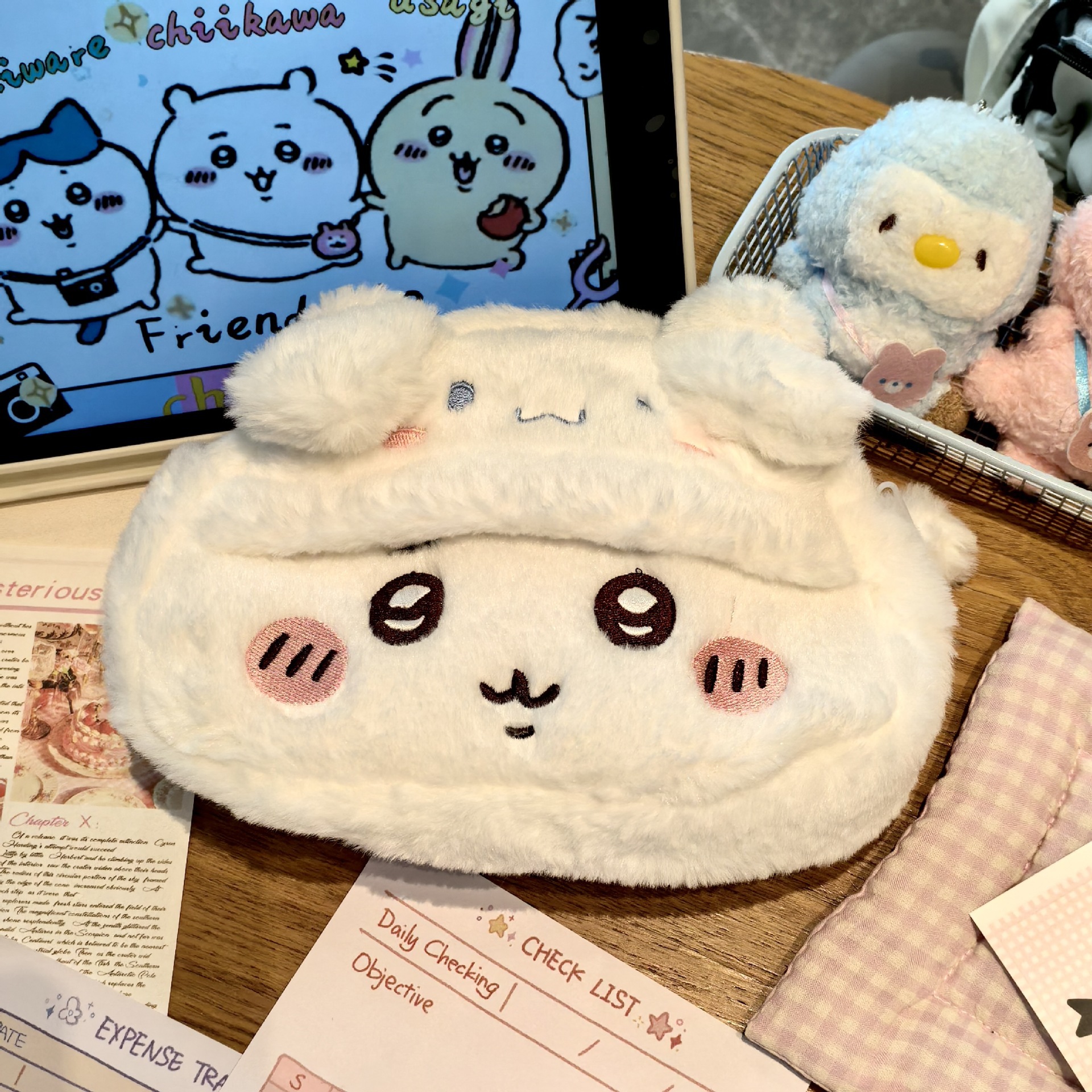 Anime Plush Pen Case Cartoon U - Stationery Supplier recension och pris